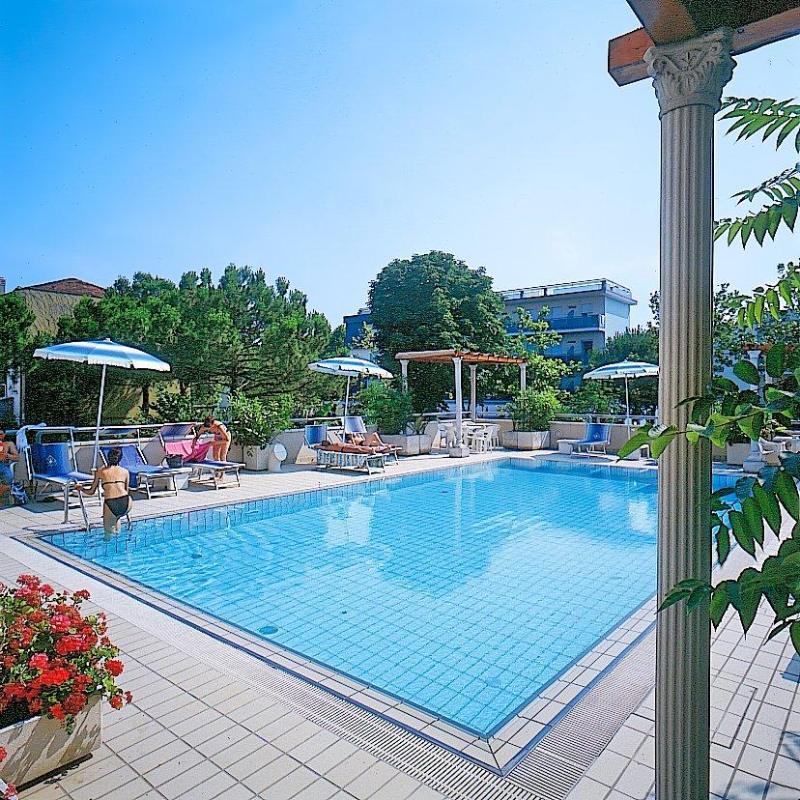 Hotel Nettuno 체제나티코 외부 사진